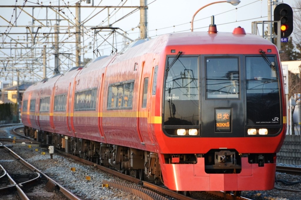 鉄道写真適したレンズは』 ニコン AF-S VR Zoom-Nikkor 70-300mm f/4.5