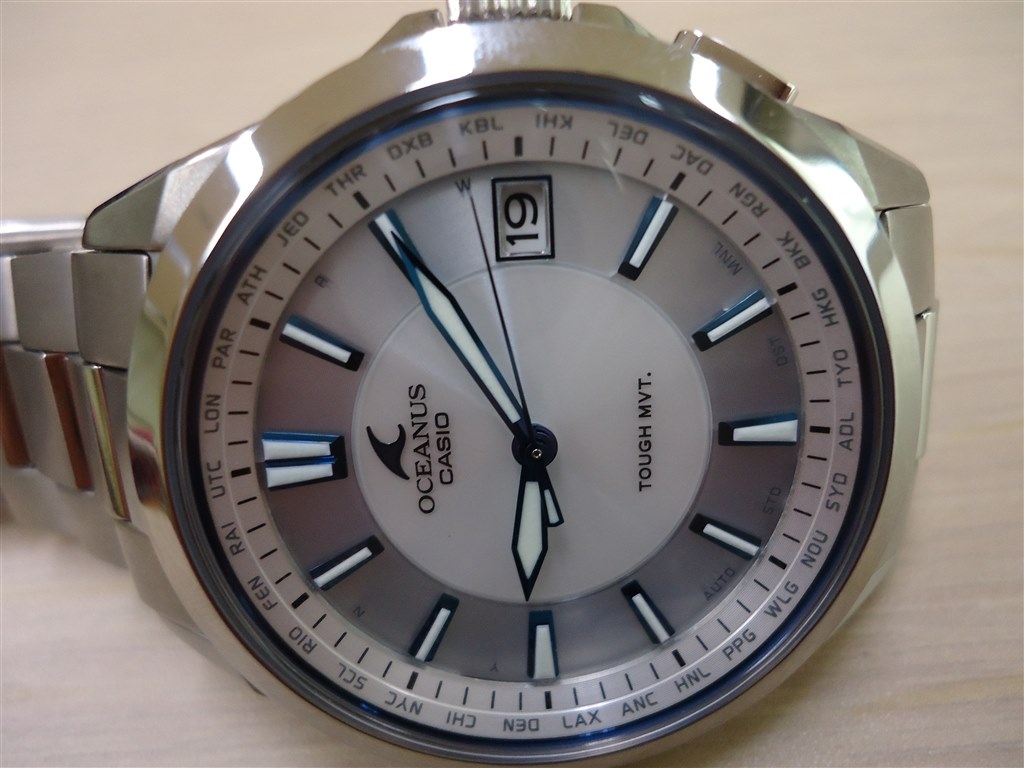 文字盤にヒビ』 カシオ オシアナス OCW-S100-7AJF のクチコミ