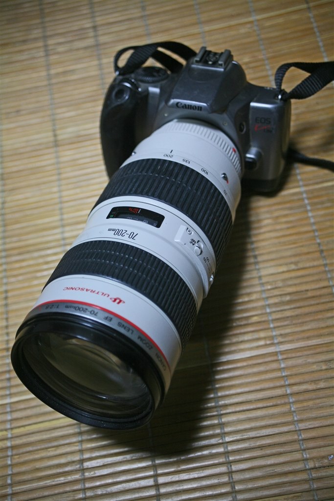 一眼レフカメラのイメージを覆す意欲作！』 CANON EOS Kiss X7 ボディ