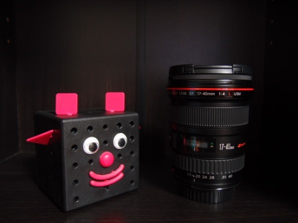 Canon EF 17-40mm f/4L USM レンズ【動作品】 Amazon.co.jp: Canon EF 17-40mm f/4L USMレンズ プロフィルター