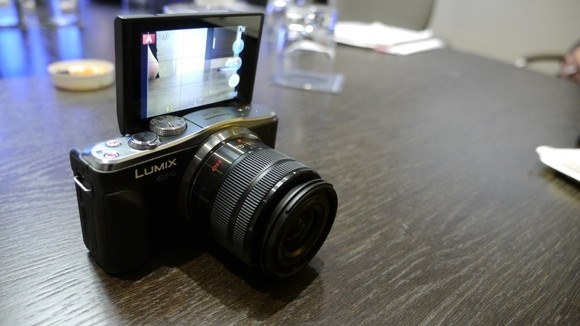 LUMIX DMC-GF5 ボディ、レンズ付き 概要 デジタル一眼カメラ/ボディ DMC-GF5 | LUMIX（ルミックス