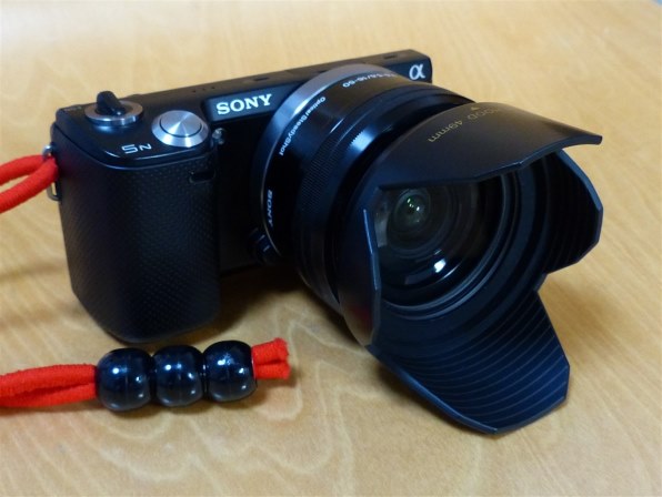 このレンズにフードを付けてみました。』 SONY E PZ 16-50mm F3.5-5.6