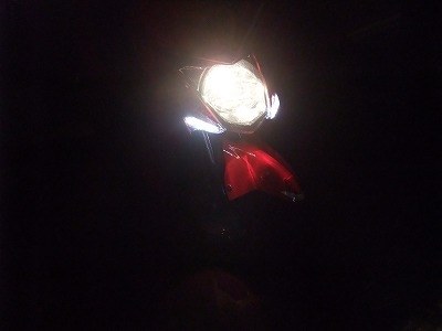 ハロゲンライトHID化でLEDポジションライトの違和感なくしたい 