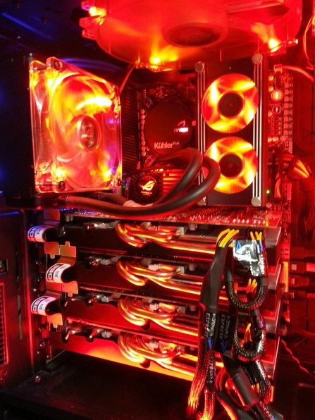 Club 3D HD 7970 royalQueen CGAX-7977F2 [PCIExp 3GB]投稿画像・動画