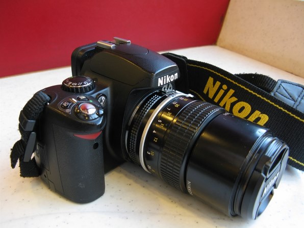 S回数3134回♪Nikon D40 ボディ♪ S回数3134回♪Nikon D40 ボディ♪