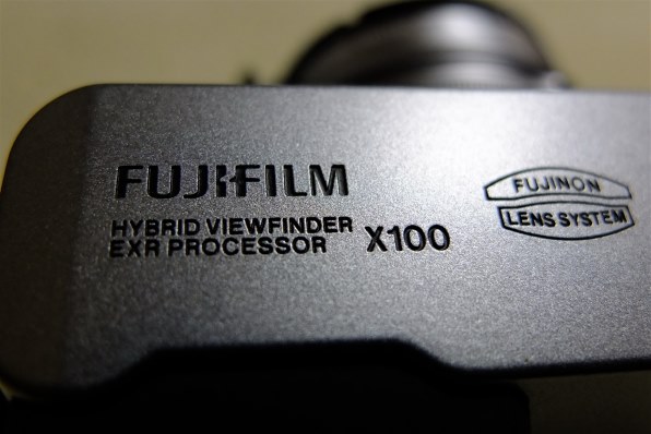 Fujifilm x10 動作確認済み FUJIFILM いまだに現役！10年前に発売された名機種「X10