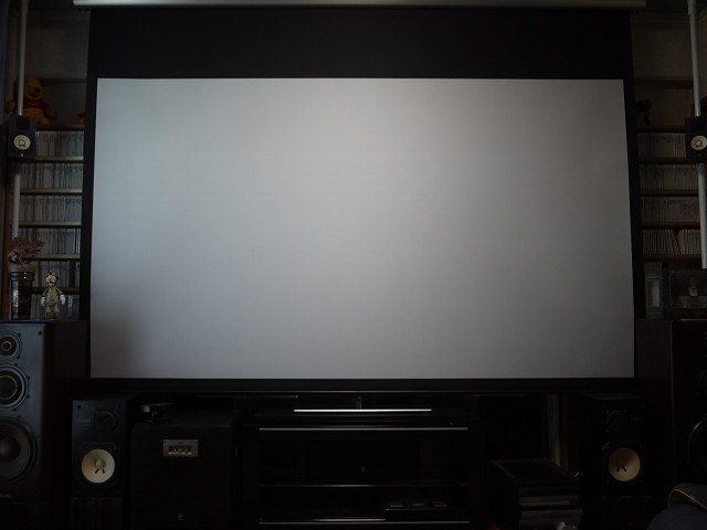 視聴距離と熱対策は？』 パナソニック スマートビエラ TH-P65ZT5 [65