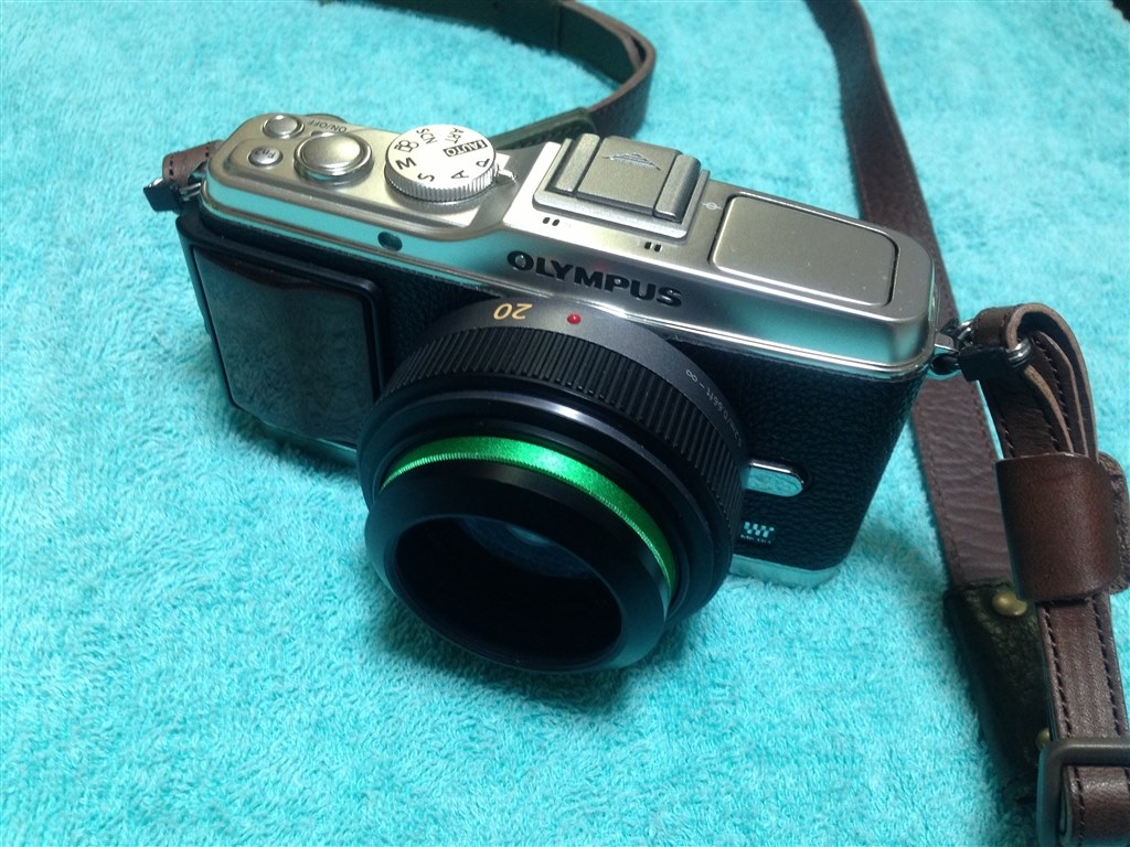 フードは何をつけてますか?』 パナソニック LUMIX G 20mm/F1.7 フードは何をつけてますか?』 パナソニック LUMIX G 20mm/F1.7
