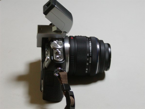 液晶モニターだけではしんどい』 オリンパス OLYMPUS PEN Lite E