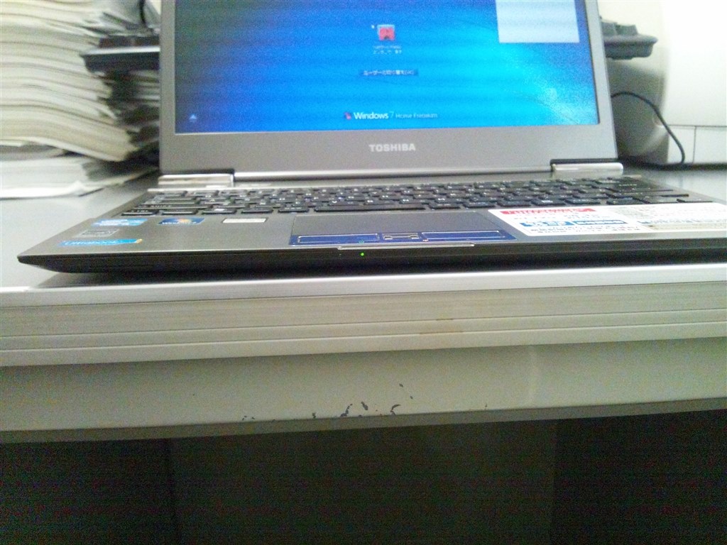 筐体の歪み』 東芝 dynabook R632 R632/28F 2012年夏モデル の 筐体の歪み』 東芝 dynabook R632 R632/28F 2012年夏モデル の