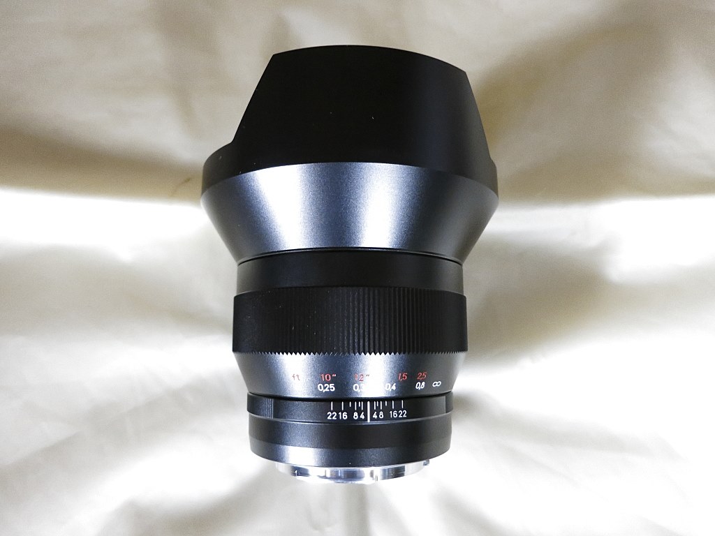 絞りリングの有無について』 カールツァイス Distagon T* 2.8/15 ZE