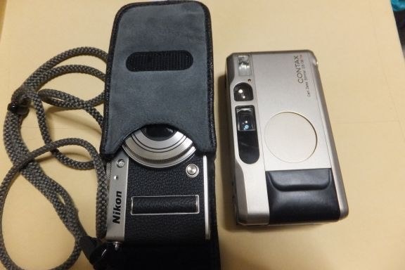 Nikon COOLPIX デジタルカメラ 本体とケース ニコン Nikon COOLPIX P950 B600 P1000 B700 P900 一眼レフカメラ