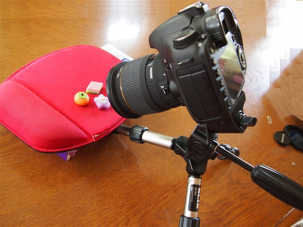 ブツ撮り用に単焦点レンズの購入』 CANON EOS 7D ボディ のクチコミ