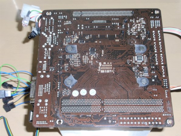 ASRock FM2A85X-ITX+AMD A10-6700+16GBメモリ ASRock FM2A85X-ITX+AMD A10-6700+16GBメモリ Mini-ITXとAMD A85Xが