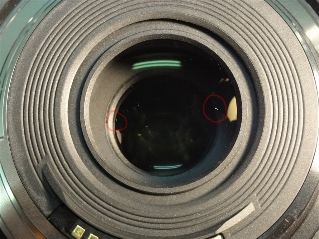 新品レンズ内のホコリ』 CANON EF24-70mm F4L IS USM のクチコミ掲示板 