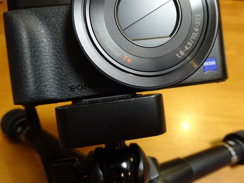 三脚取付の際のレンズリングの干渉は…』 SONY サイバーショット DSC