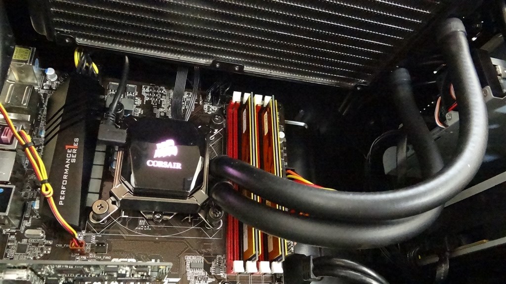 お久しぶりの簡易水冷導入日記( ´(00)`)ﾌﾞﾋッ』 Corsair H100i CW