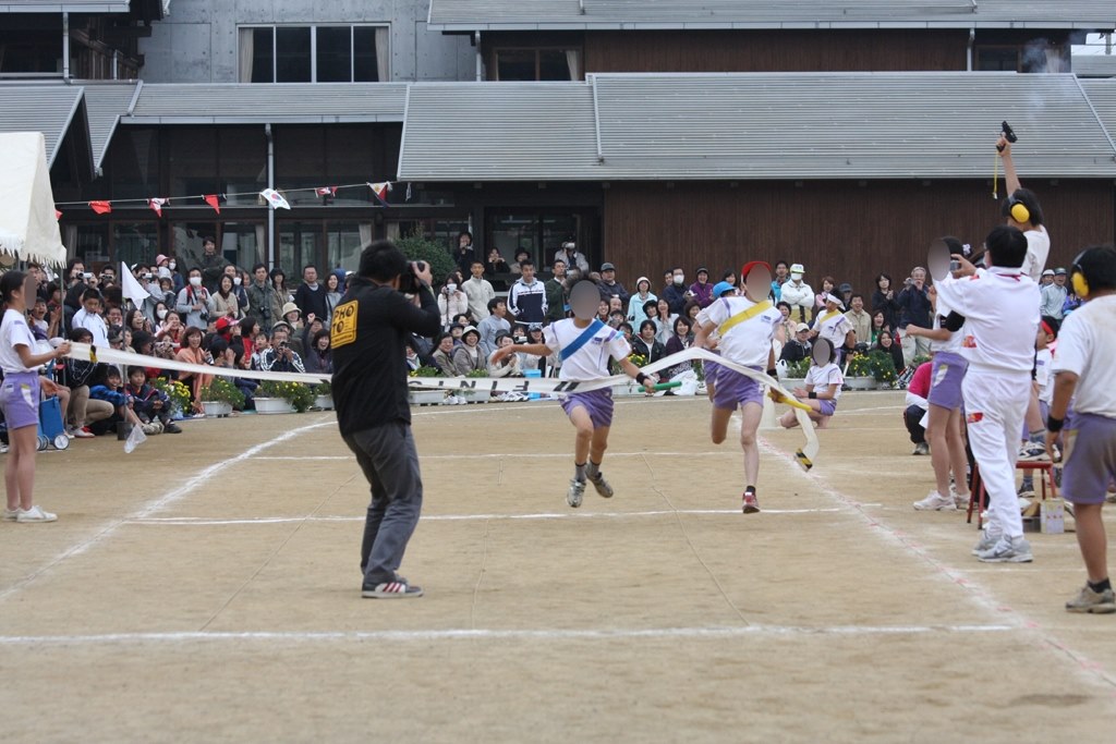 運動会のリレー撮影に使用する場合』 ニコン D5000 ダブルズームキット