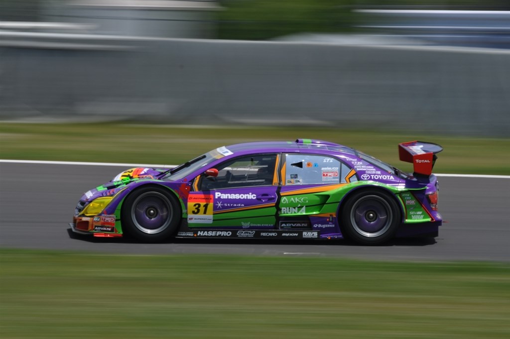 モータースポーツでのレポート』 ニコン AF-S VR Zoom-Nikkor 70
