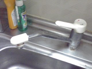 分岐水栓について 象印 ミニでか食洗機 Bw Gd40 のクチコミ掲示板 価格 Com