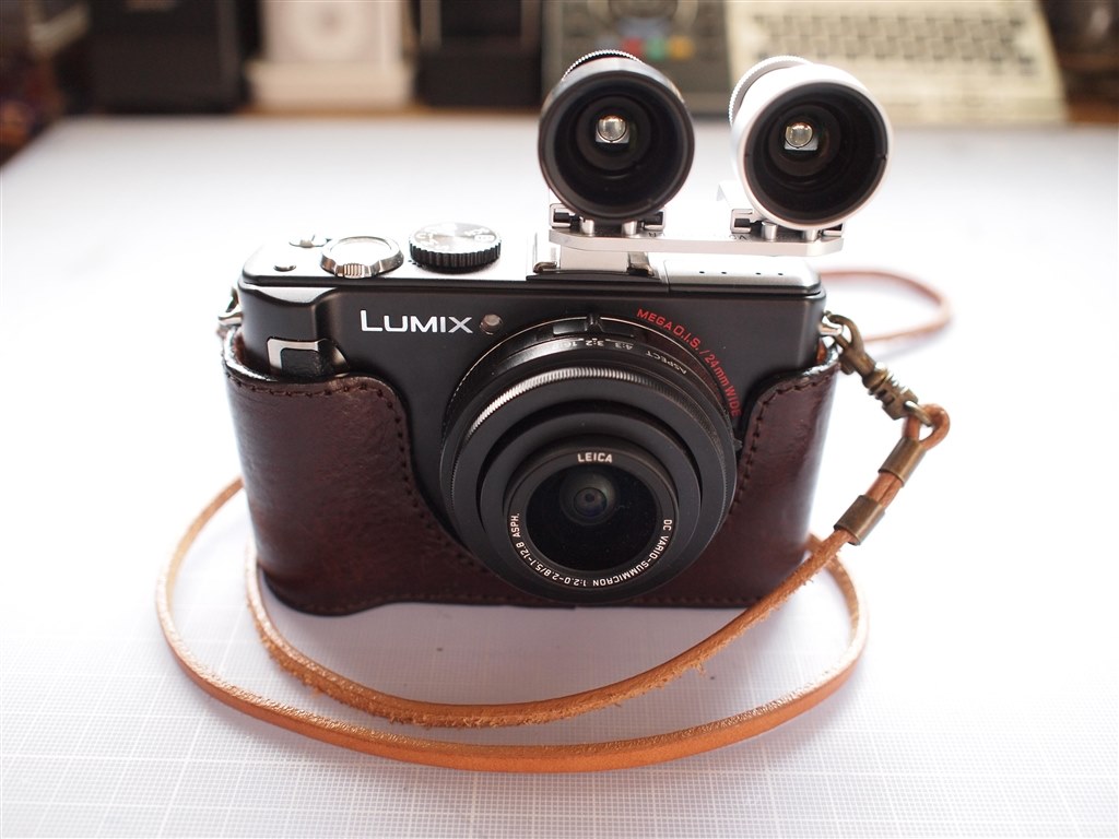 Leica デジタルカメラ ライカD-LUX4 Leica D-LUX 4 Digital Camera (Titanium) 18366 B&H Photo Video