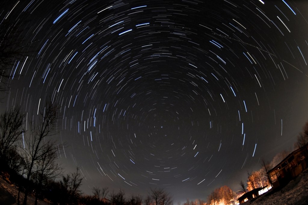 星空の撮影につきまして教えてください。』 ニコン D3000 ボディ の