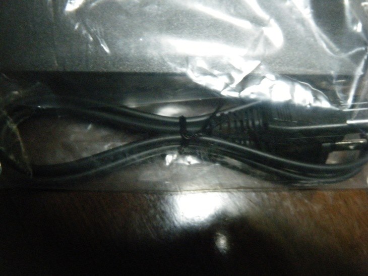 新品で箱に入っている状態について教えてください』 富士通 FMV