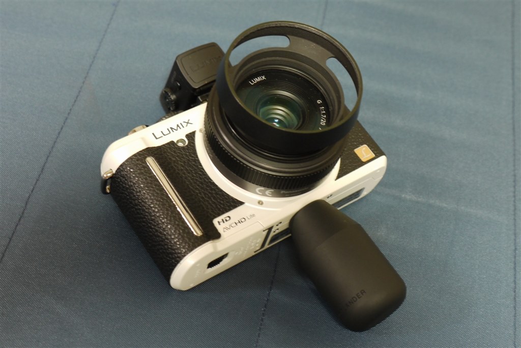 ボトムグリップ』 パナソニック LUMIX DMC-GF1C パンケーキレンズ