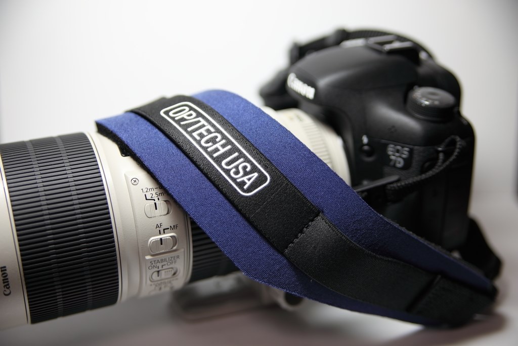 EOS 7Dに合うカメラストラップとバッグ』 CANON EOS 7D EF-S15-85 IS U