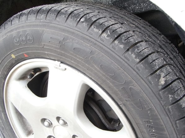 ヌー　YOKOHAMA 225/40R18 88W DNA ECOS ヌー YOKOHAMA 225/40R18 88W DNA ECOS ヌー YOKOHAMA 225/40R18 88W