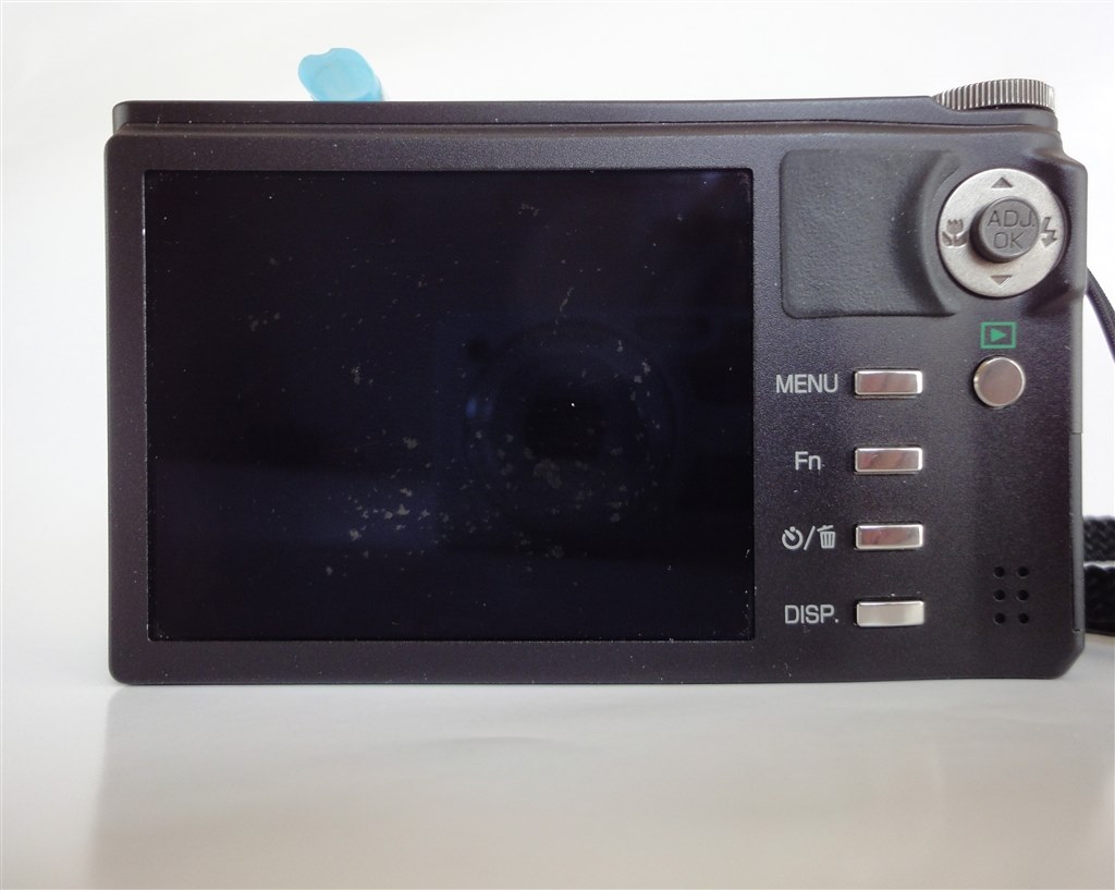 液晶ディスプレイに白いシミが出現！進行中！』 リコー CX3 のクチコミ