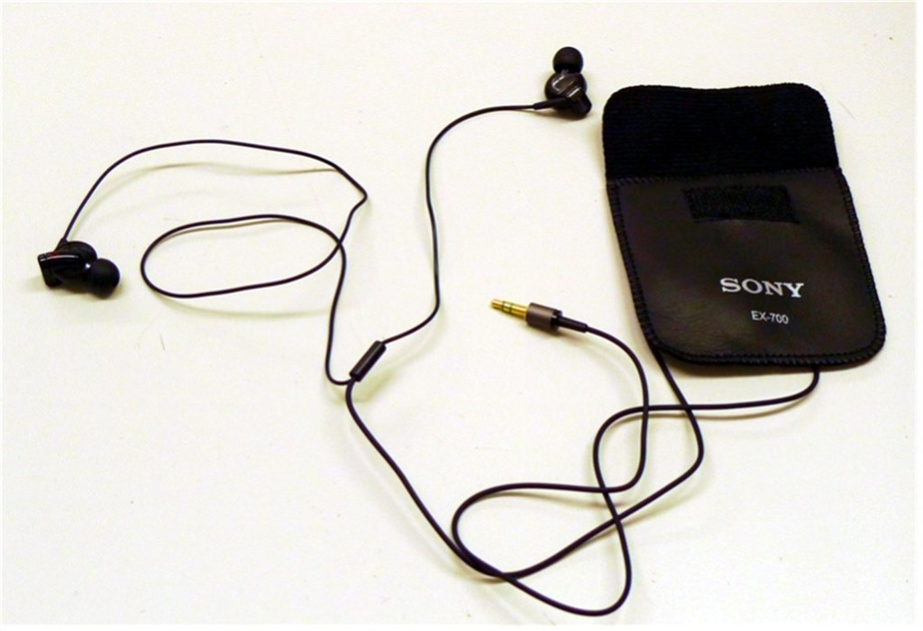 MDR-EX700SL(海外リテール品)の実態』 SONY MDR-EX700SL のクチコミ