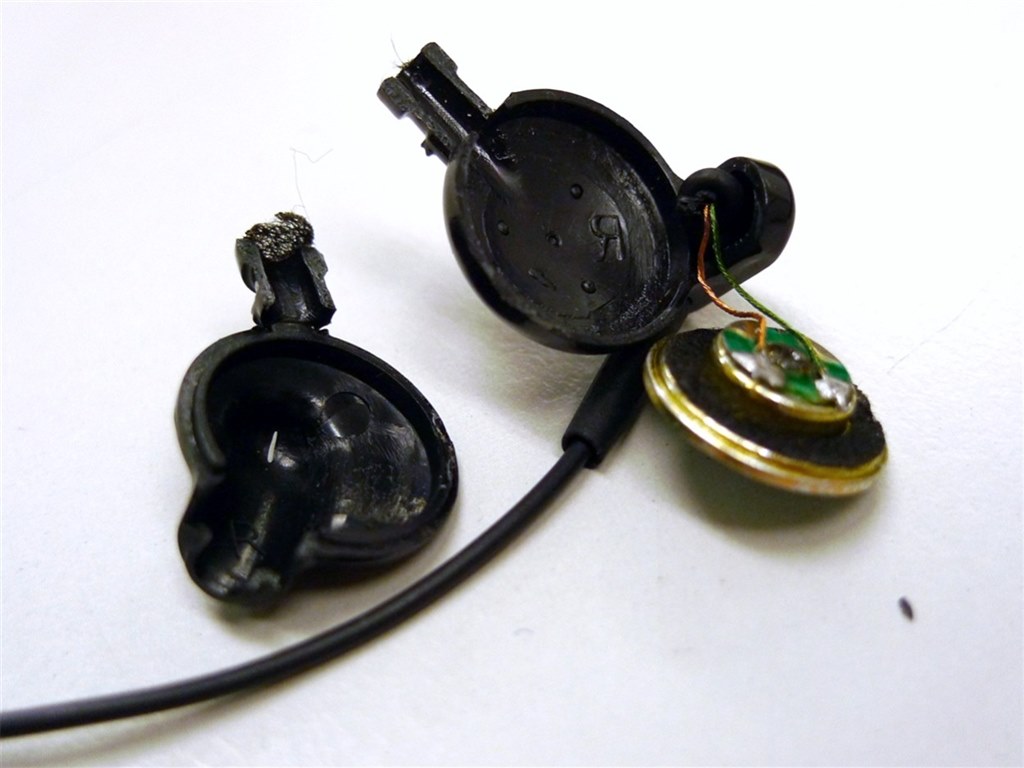 MDR-EX700SL(海外リテール品)の実態』 SONY MDR-EX700SL のクチコミ