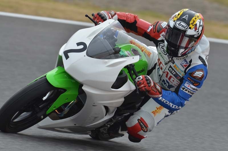 9月16日限定価格♪Nikon D7000 ボディ内AFモーター搭載 Amazon | Nikon デジタル一眼レフカメラ D7000 ボディー