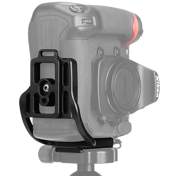 機種ごとの専用L-ブラケット 良いです♪』 ニコン D700 ボディ の