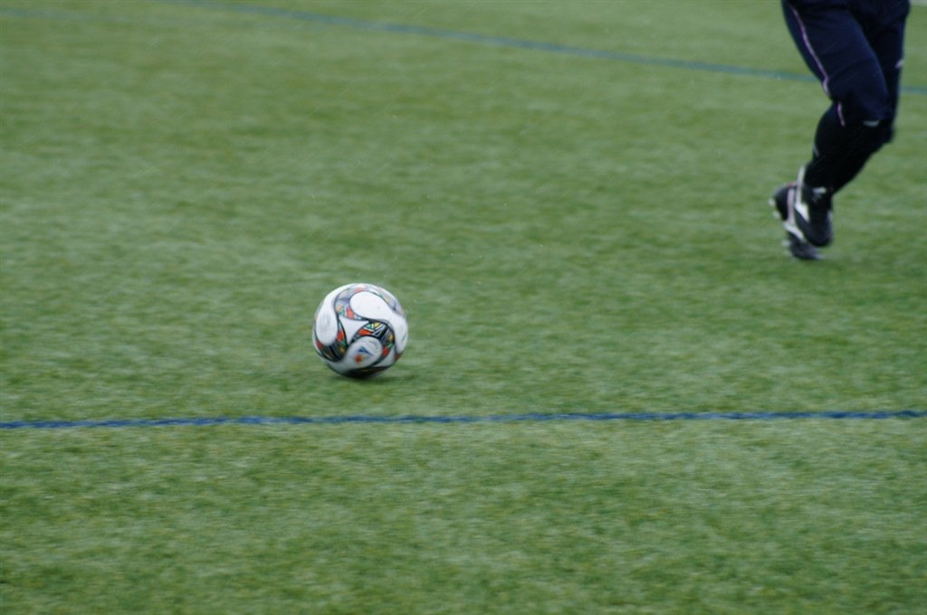 スポーツ撮り』 CANON EOS Kiss X4 ダブルズームキット のクチコミ