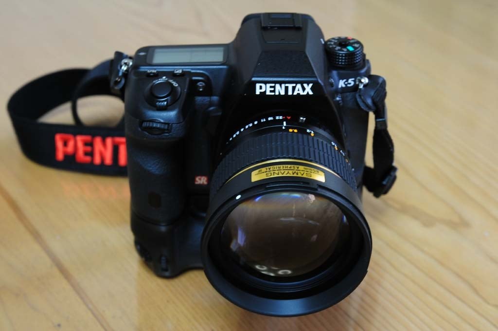 シャープで安価な SAMYANG 85mm F1.4』 SAMYANG 85mm F1.4 Aspherical