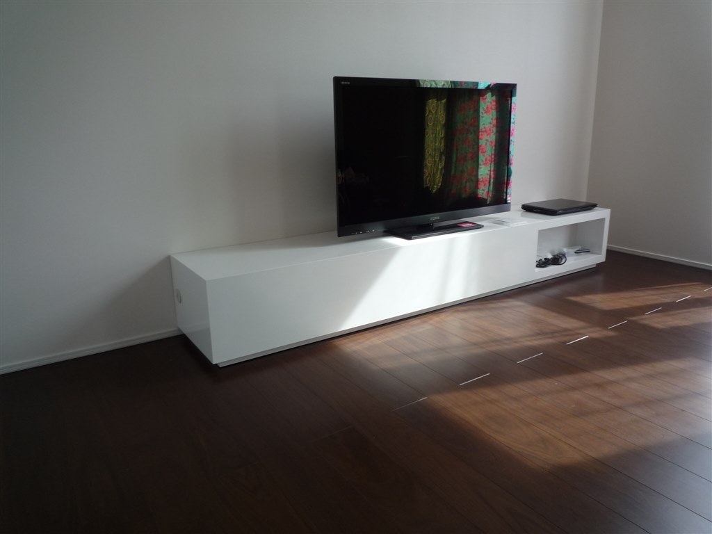 レア Good Design賞受賞ソニー40型テレビNX800、テレビボードセット