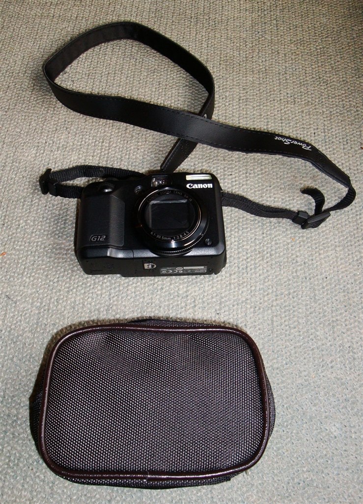 CANON PowerShot G12 純正ケース予備バッテリー付きデジカメ CANON PowerShot G12 純正ケース予備バッテリー付きデジカメ