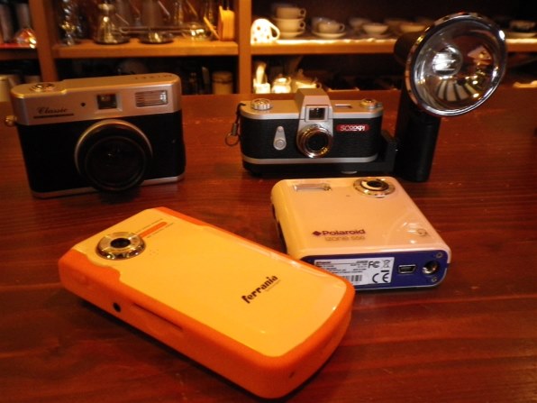 デジタルカメラ Rolleiflex MiniDigi AF5.0 Rolleiflex MiniDigi】2.8Fがモデルの本格ミニチュアカメラ