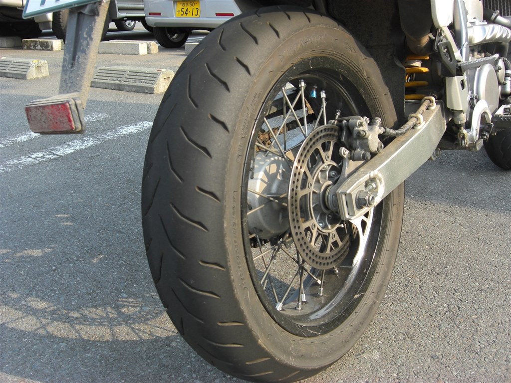 ＤＲ－Ｚ４００ＳＭ純正タイヤの交換』 スズキ DR-Z400SM のクチコミ