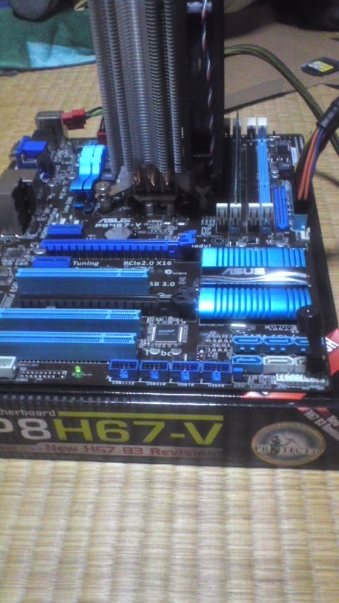 起動せんファン動かん音出ないASUS P8H67-M PROのPCとIS-40X