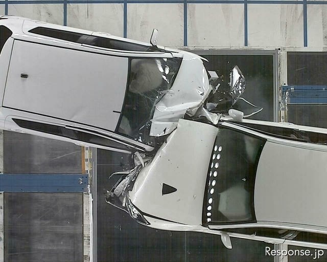 メルセデスにかかわらずすべての輸入車についてもですが メルセデス ベンツ Cクラス セダン のクチコミ掲示板 価格 Com