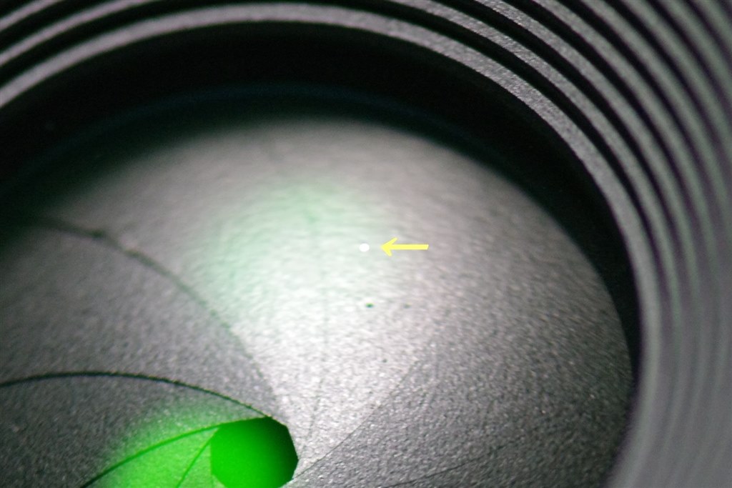 絞り羽の形状と異物？』 ペンタックス smc PENTAX-DA 40mm F2.8