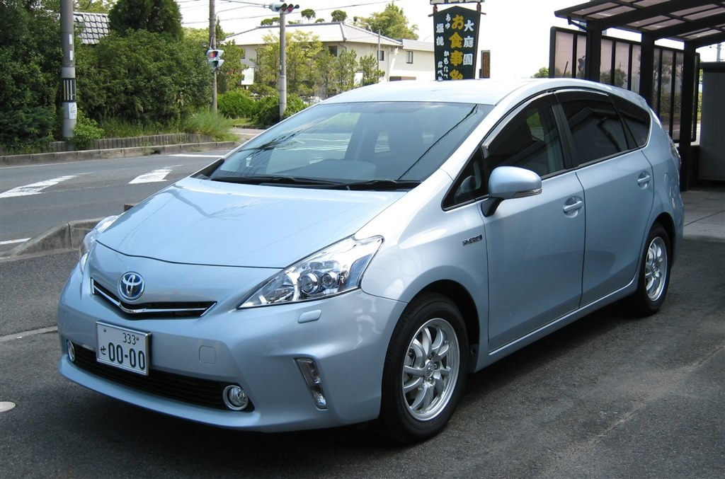 非売品　トヨタ　プリウスα カラーサンプル　クリアーストリームメタリック Amazon | 1/24 トヨタ プリウスα PRIUS α プリウスアルファ 前期